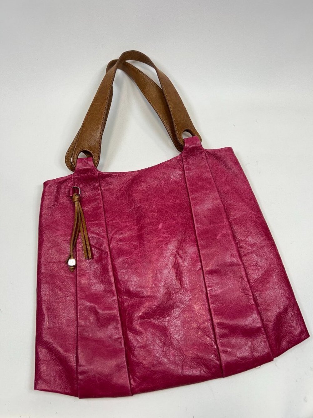 HOBO INTERNATIONAL Fuchsia Pink Leather Tote Bag w/Vertical Seam Detail
